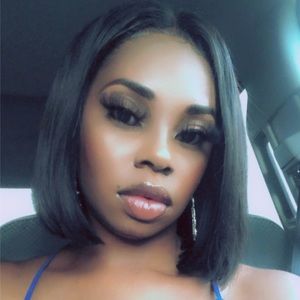 Meet your Posher, Deandrea